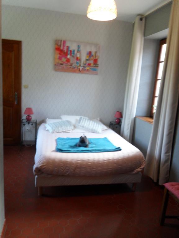 Auberge A La Ferme Surques Bagian luar foto